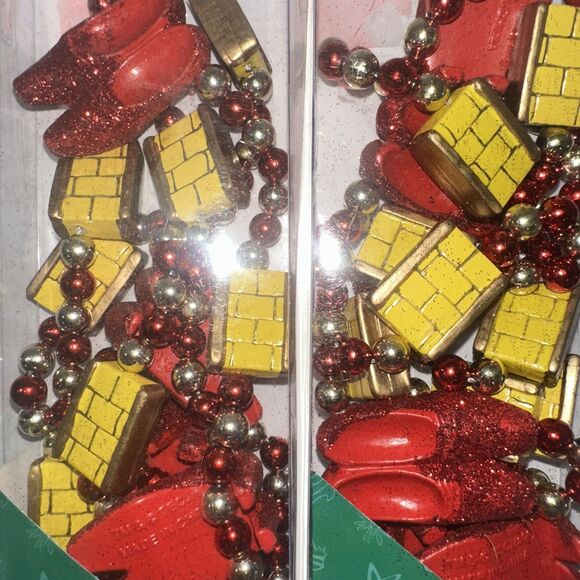 2 The Wizard of Oz 6 Foot Garland Kurt S. Adler Ruby Slippers yellow brick  Road - Picture 7 of 10